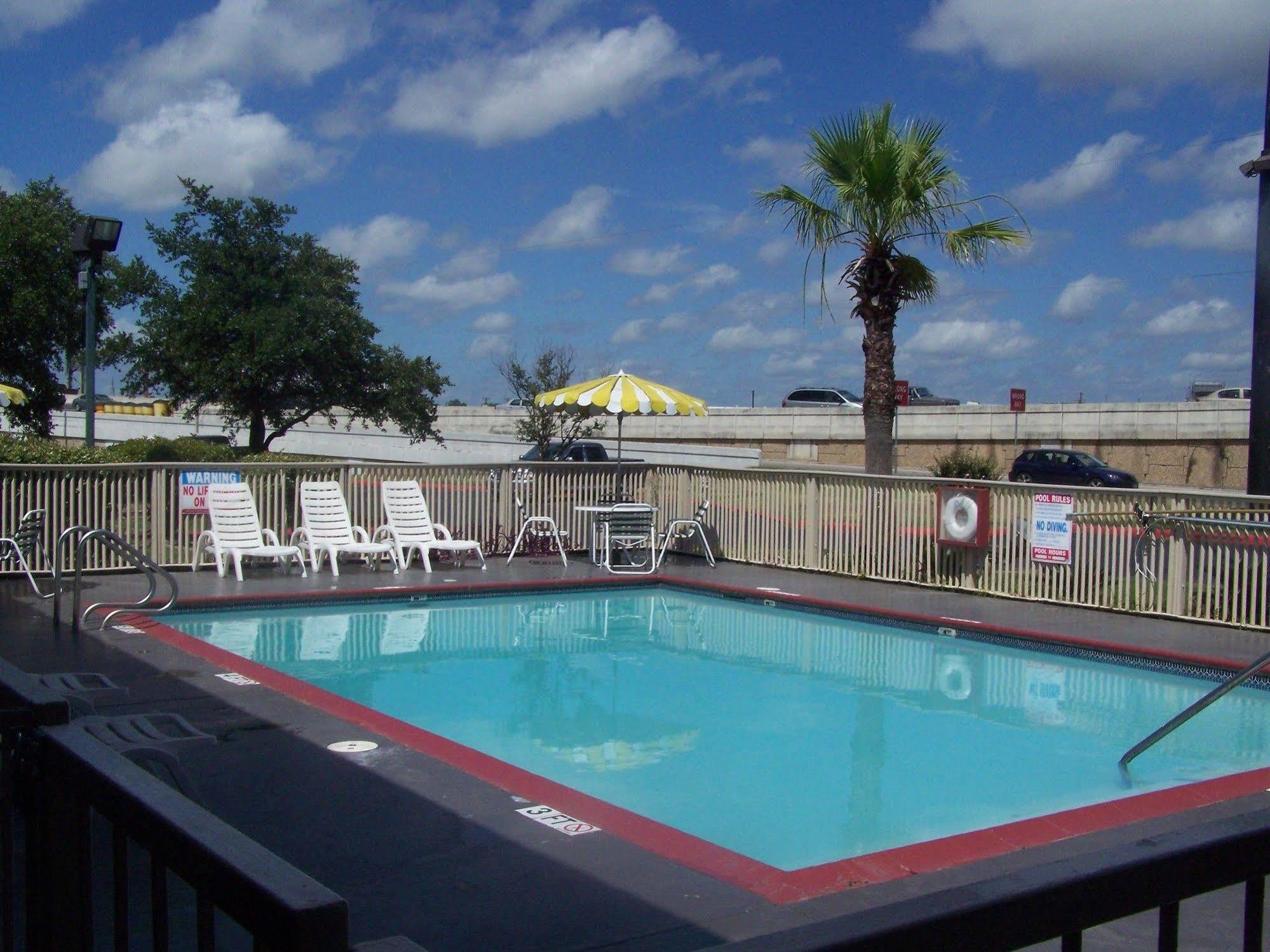 The Inn At Market Square San Antonio Exterior photo